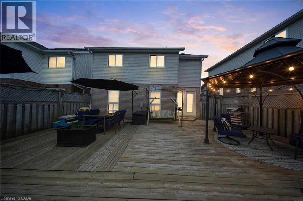 18 MOUNTAIN MINT Crescent, Kitchener, Ontario, N2E3R4 — Photo 43