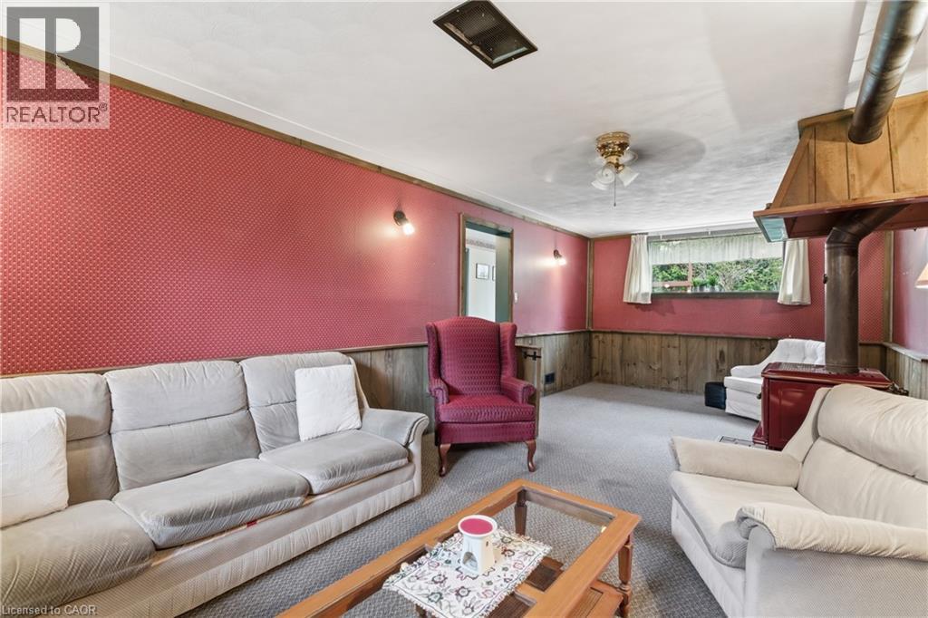 115 ONEIDA Boulevard - 24