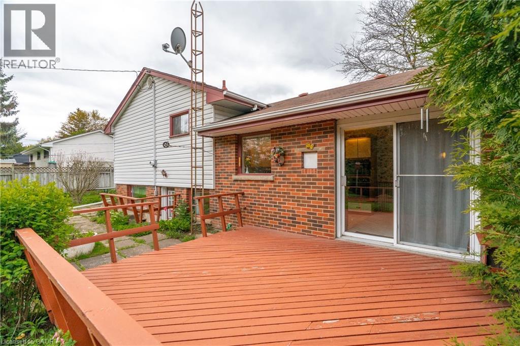 115 ONEIDA Boulevard - 26