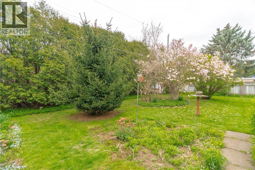 115 ONEIDA Boulevard - 32