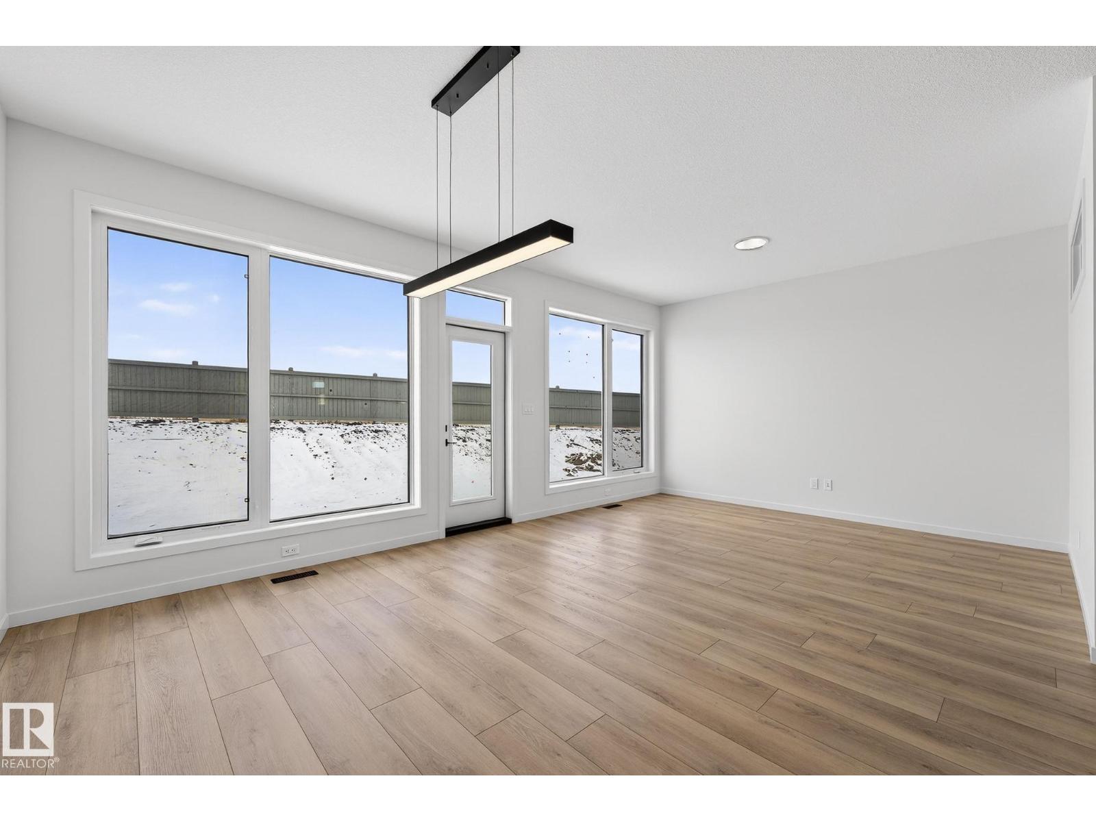 8108 230 Street NW - 27