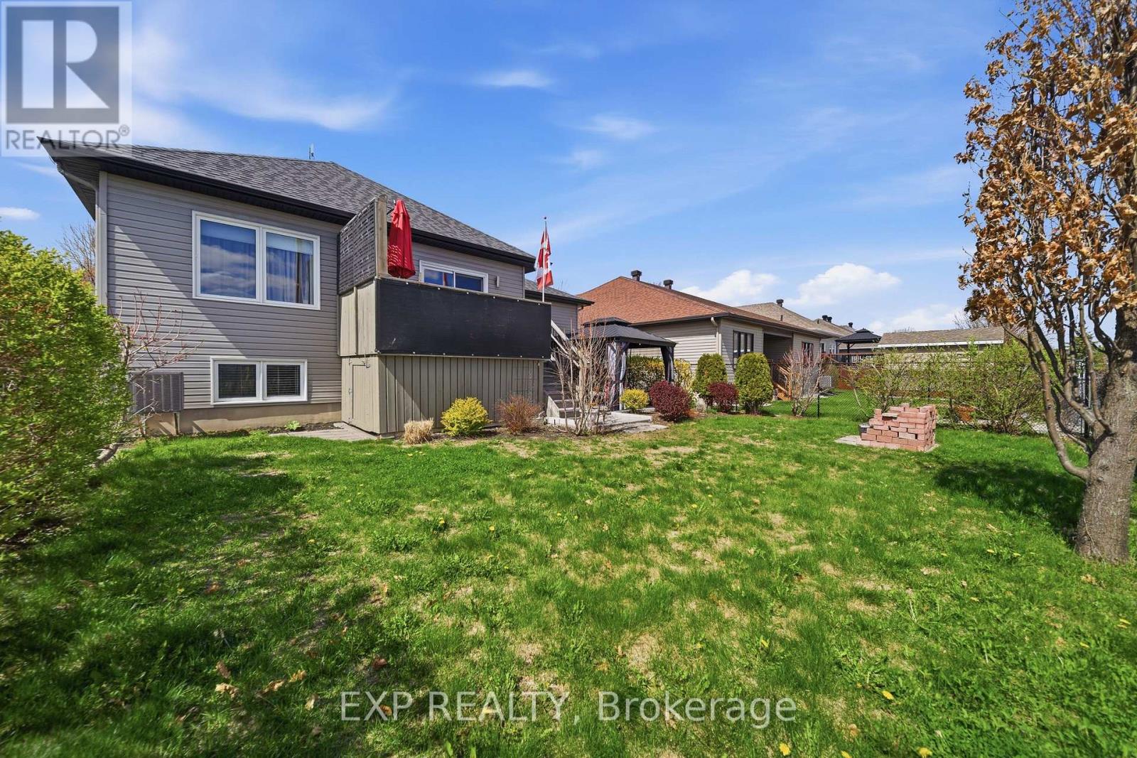 511 FRANCOIS STREET - 35