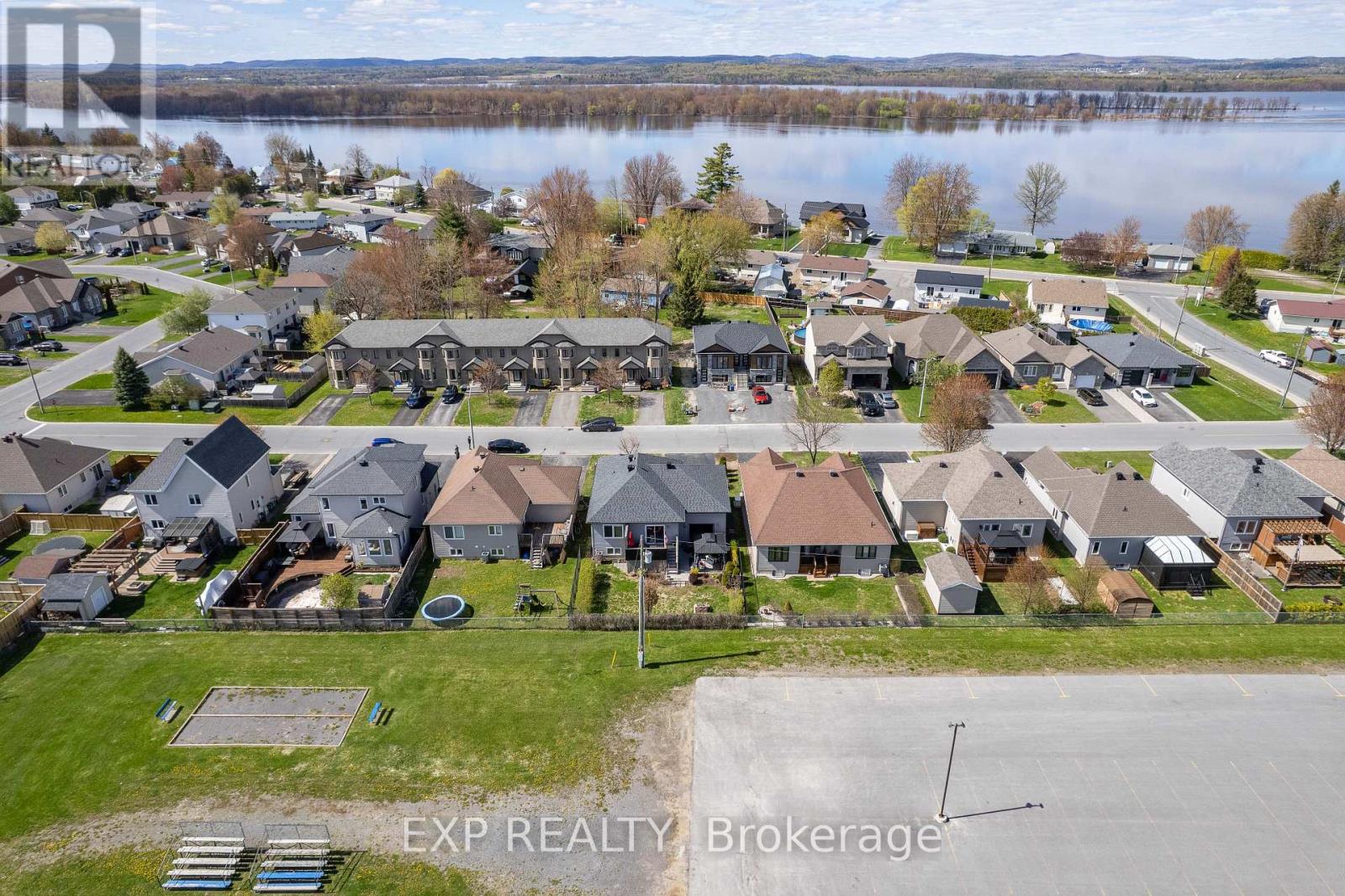 511 FRANCOIS STREET - 37