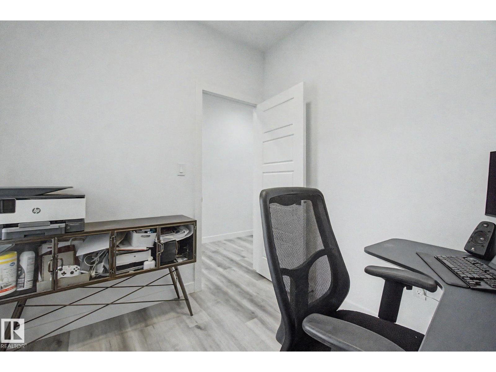 2827 196 ST NW NW - 23