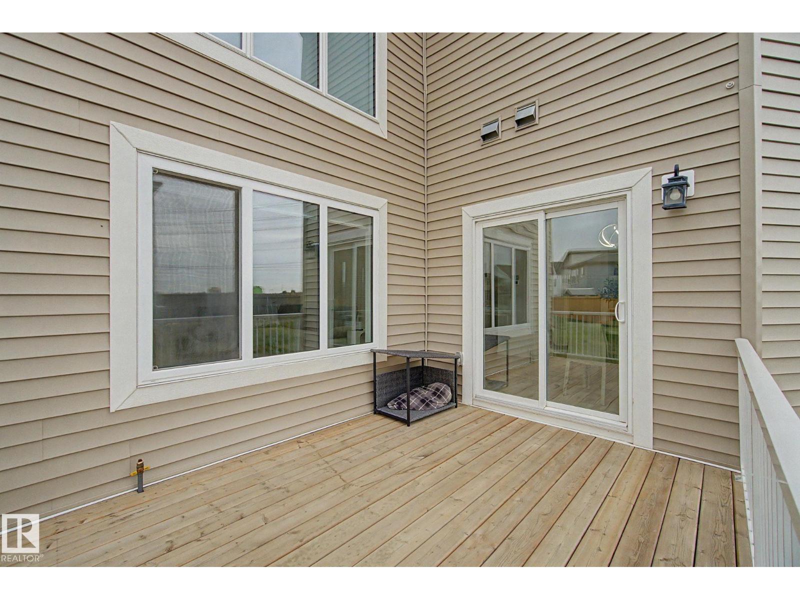 2827 196 ST NW NW - 53