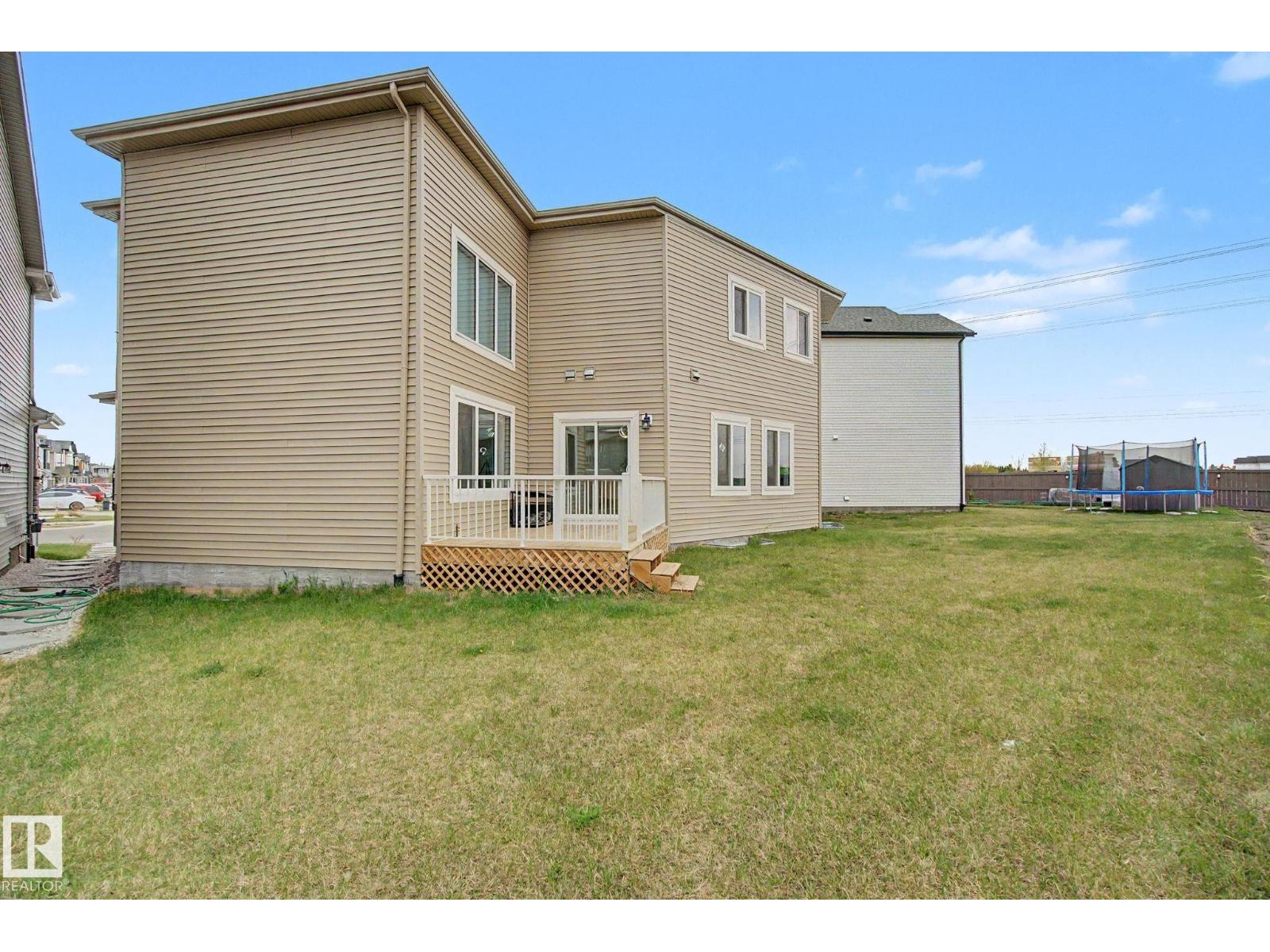 2827 196 ST NW NW - 55