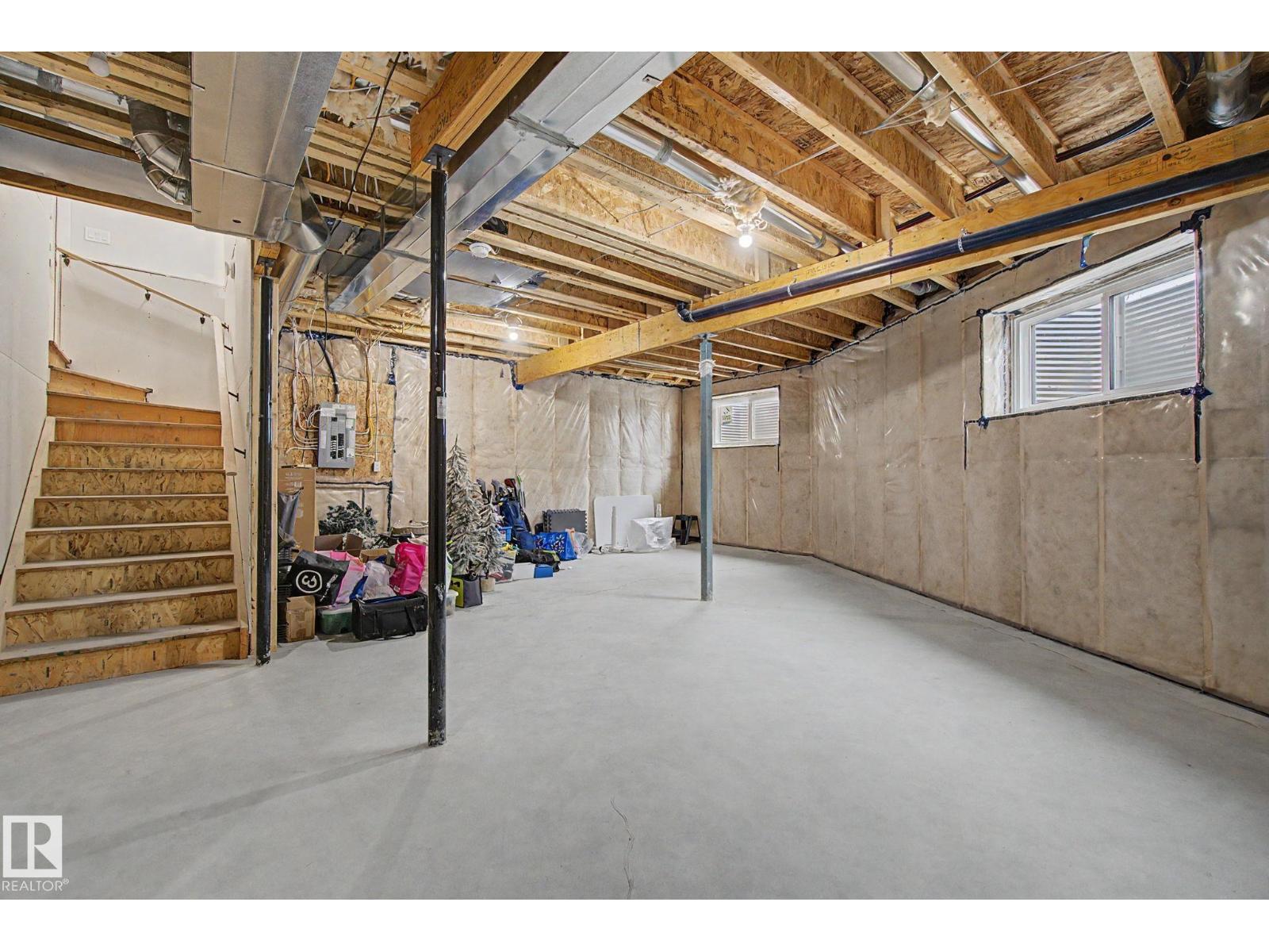 2827 196 ST NW NW - 48