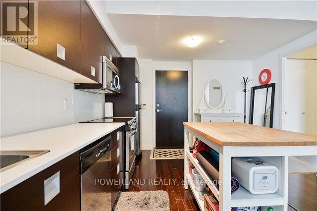 #2601 33 CHARLES STREET E - 7