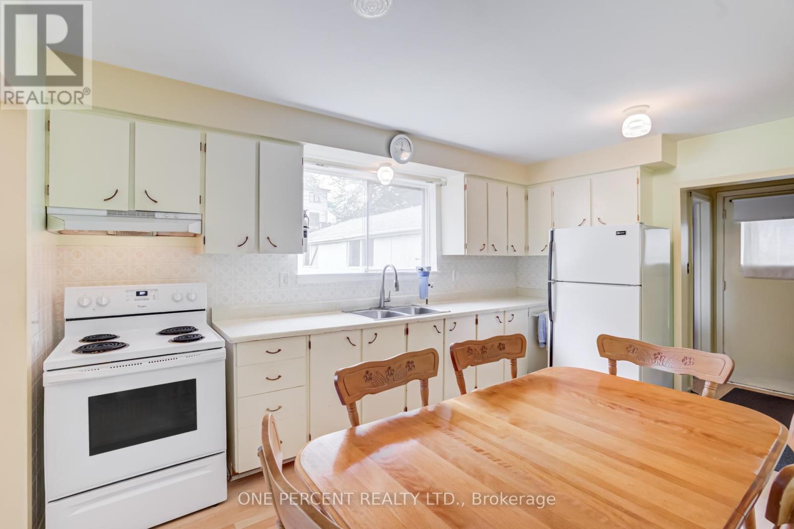 79 GRANDVIEW AVENUE - 15