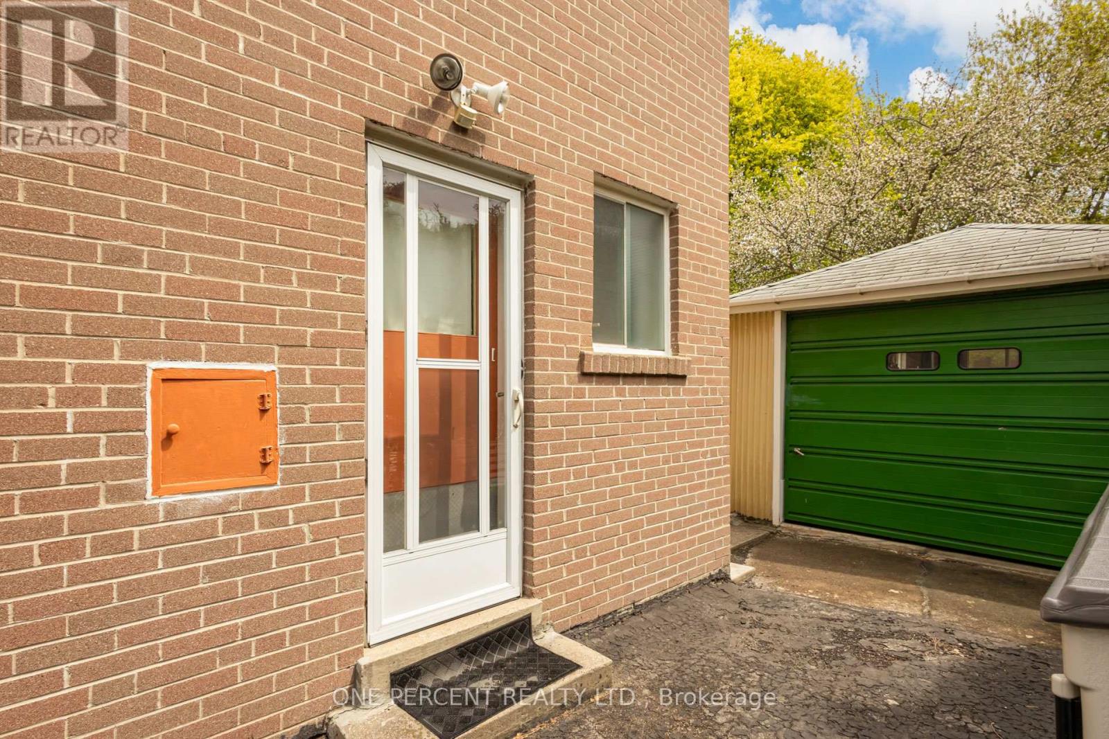 79 GRANDVIEW AVENUE - 42