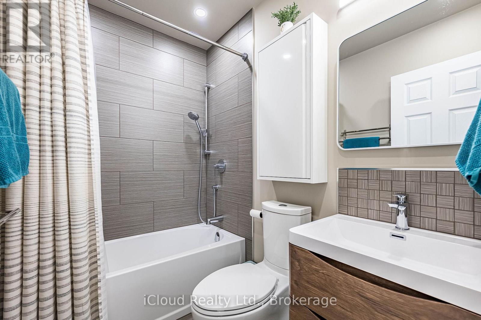 1195 STANLEY DRIVE - 25