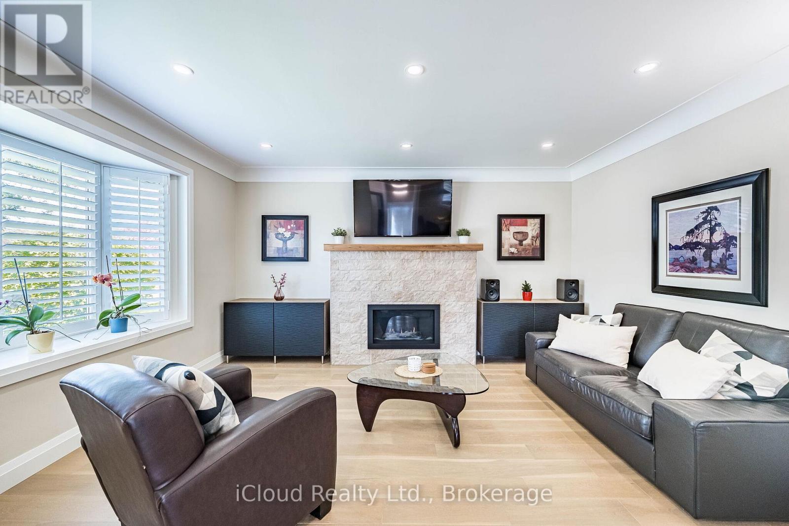 1195 STANLEY DRIVE - 7