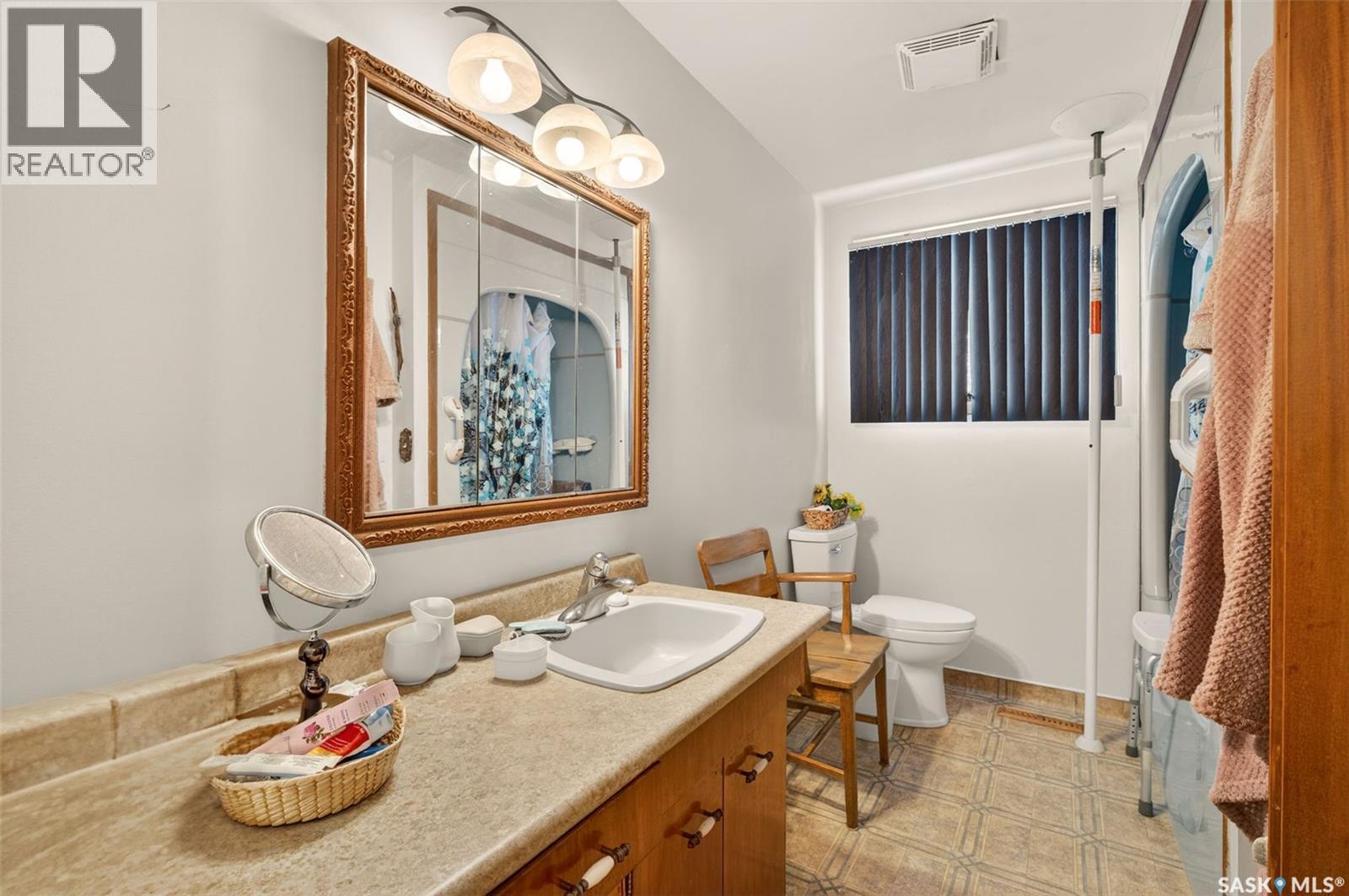 306 4th STREET S - 11