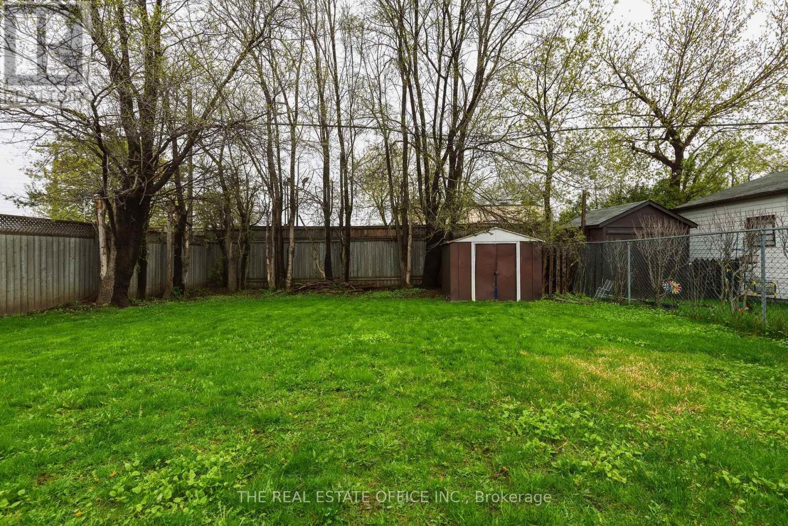 51 GILROY DRIVE - 40