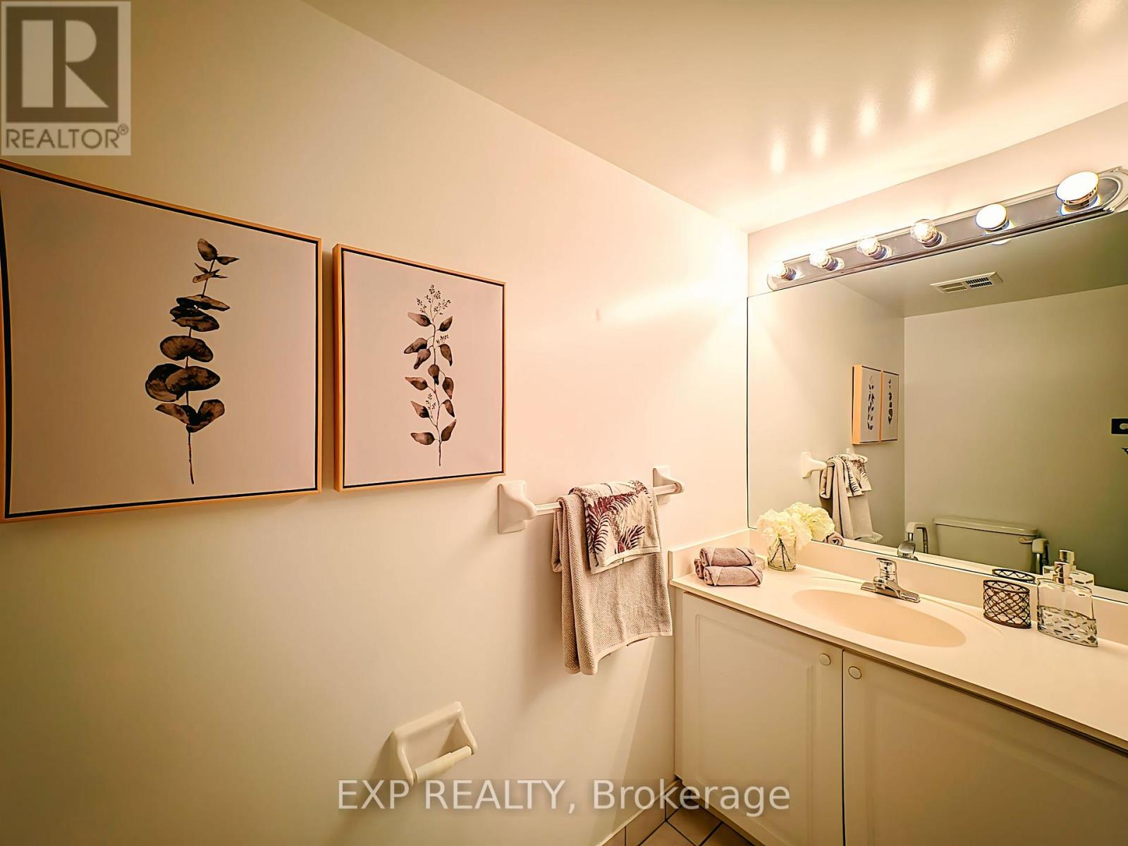 #712 3088 KENNEDY ROAD - 18