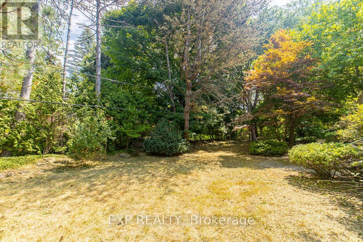 9 LAURELEAF ROAD - 36
