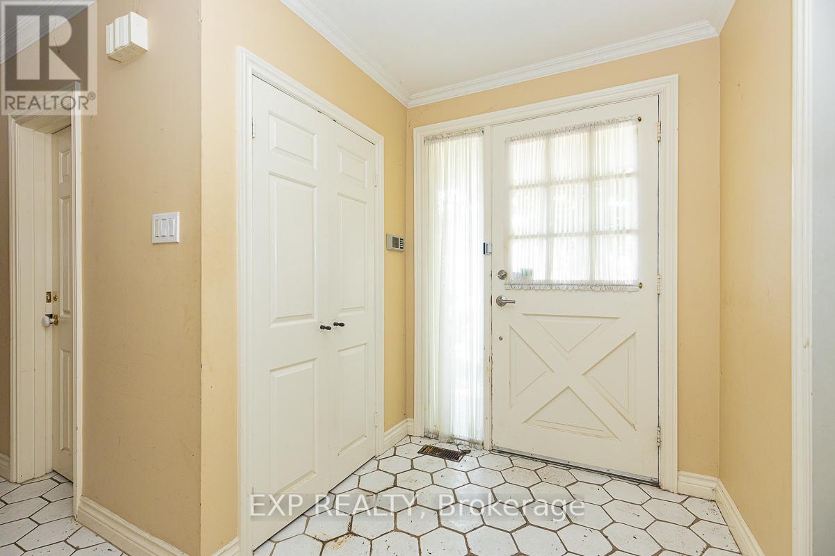 9 LAURELEAF ROAD - 4
