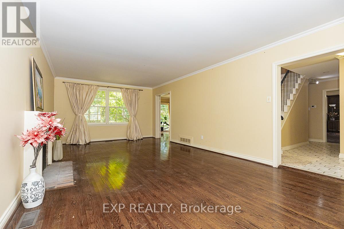 9 LAURELEAF ROAD - 5