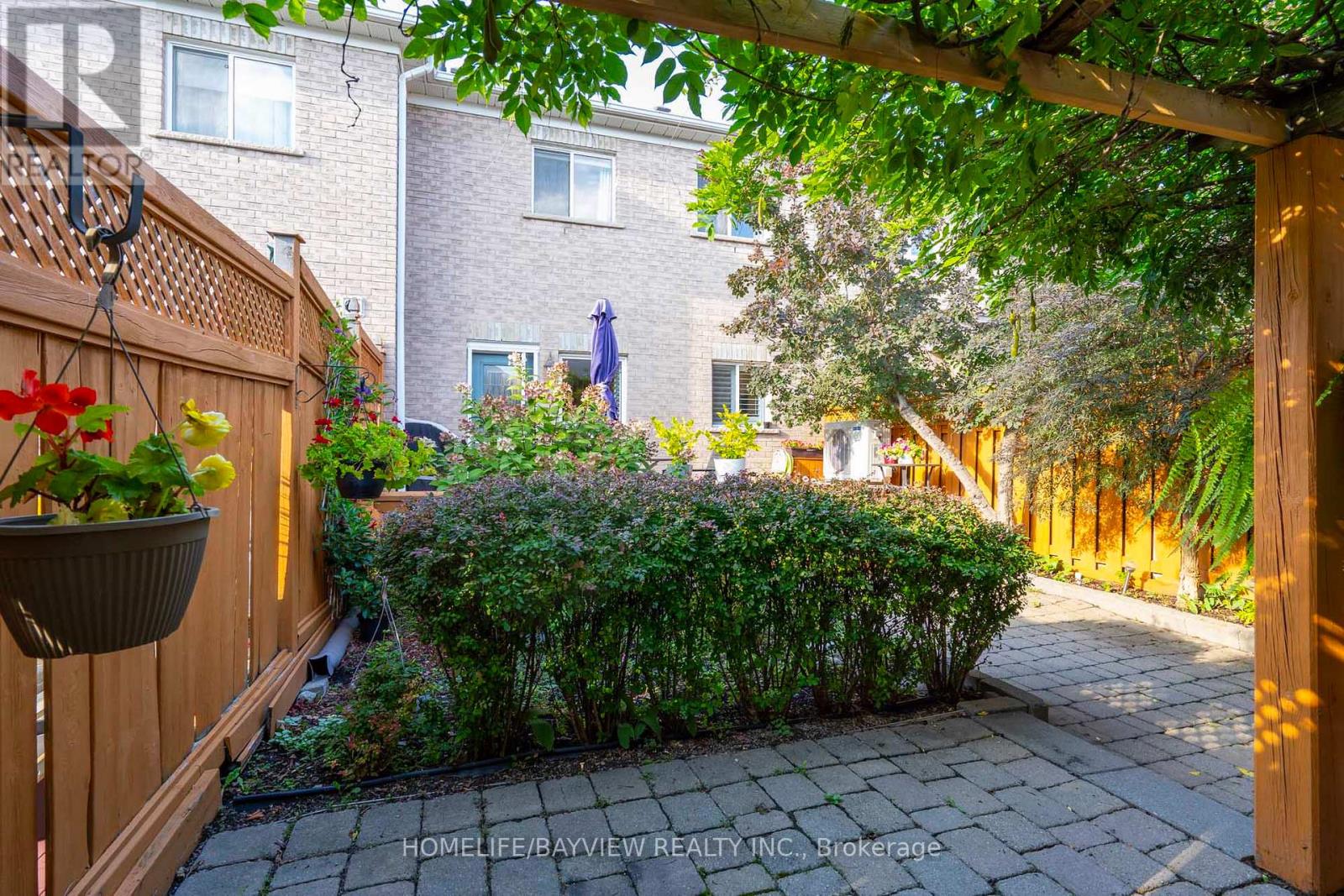 15 ELDERBROOK CRESCENT - 30