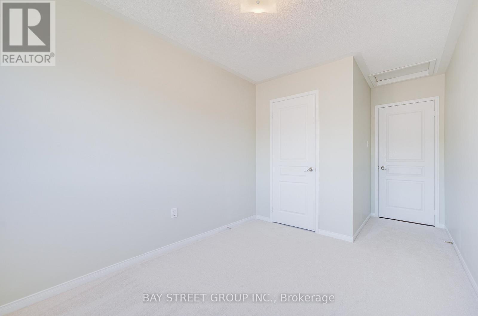 714 CASTLEMORE AVENUE - 22
