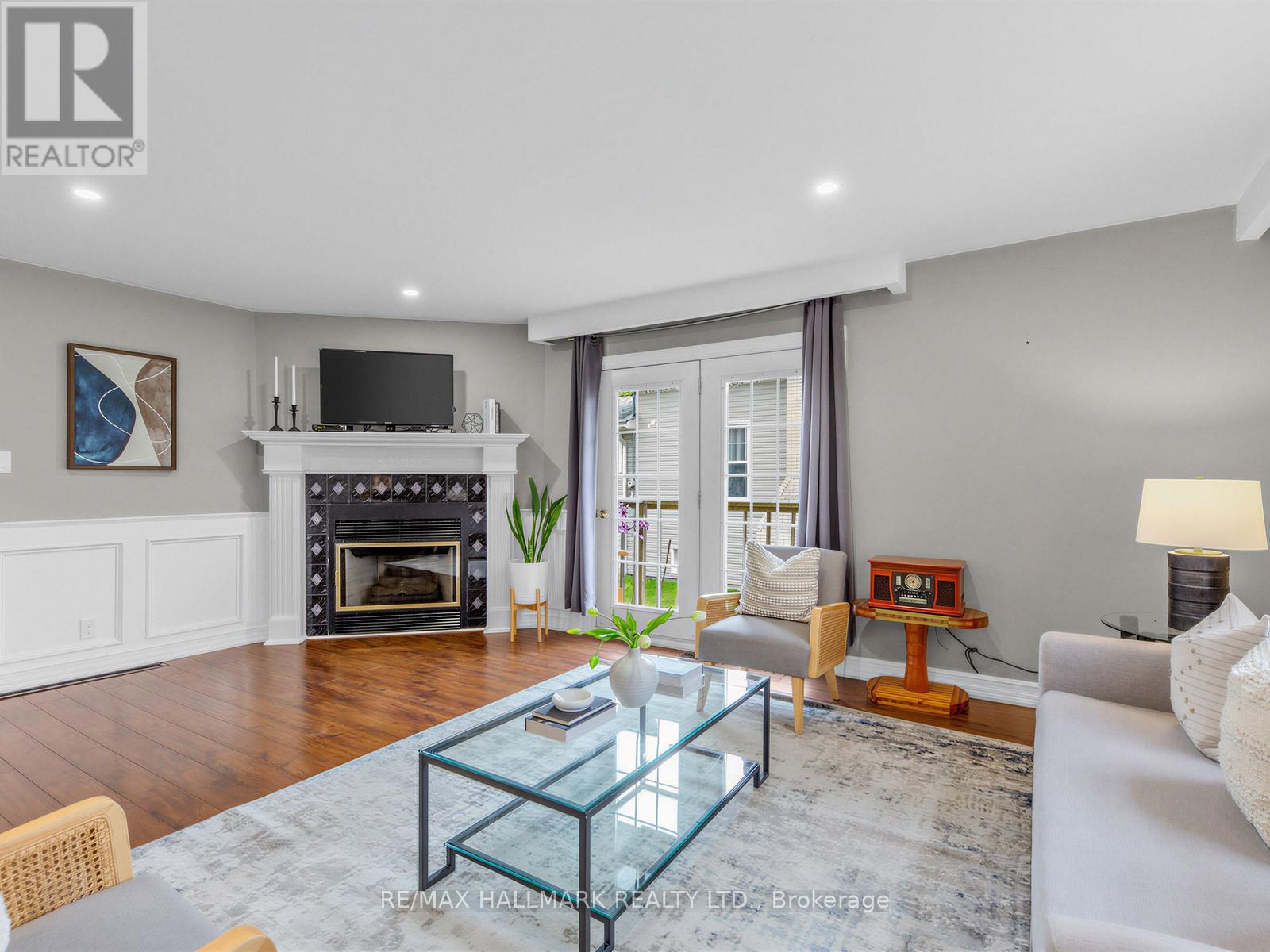 21 PLEASANT AVENUE - 8