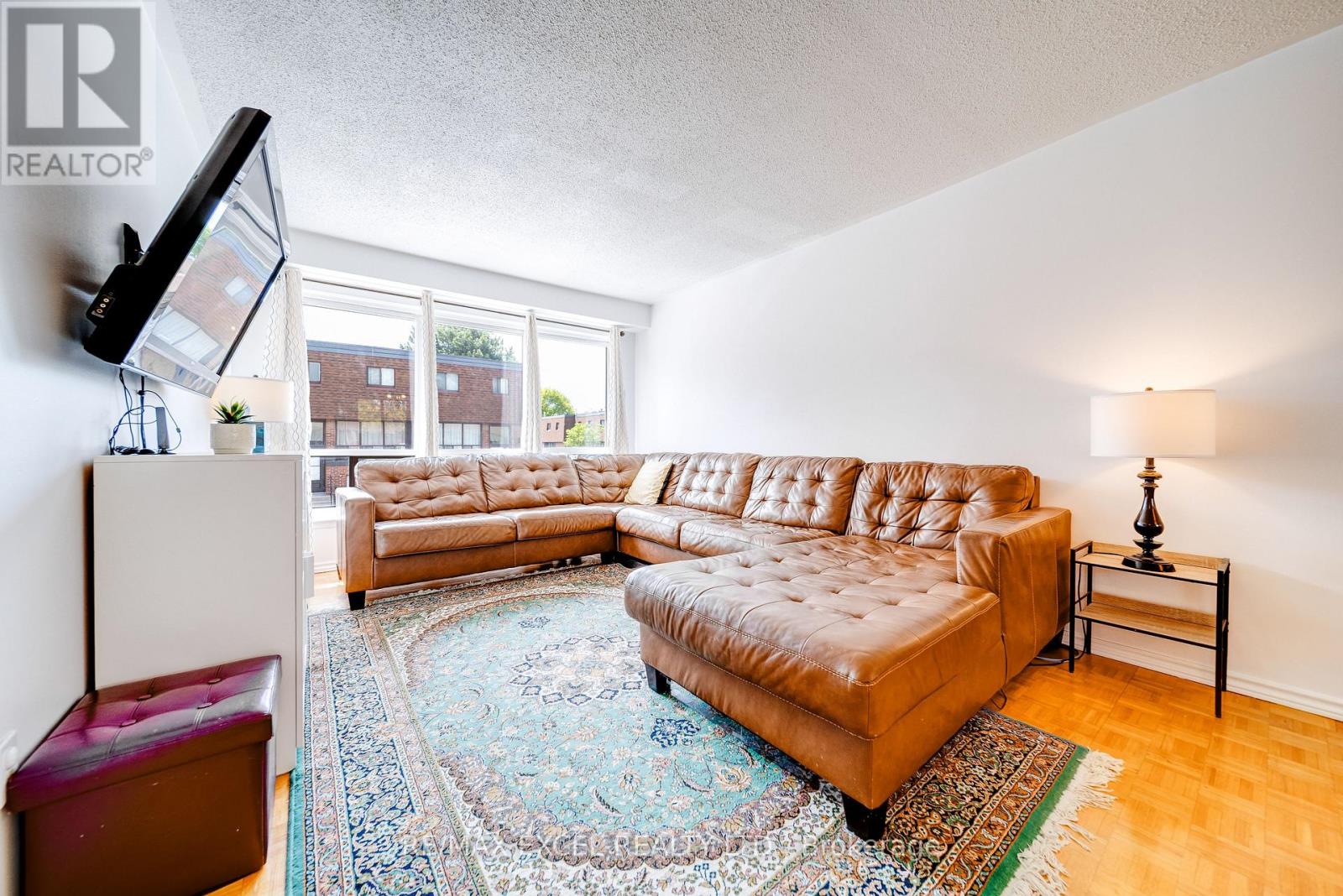 38 STATELY WAY - 4