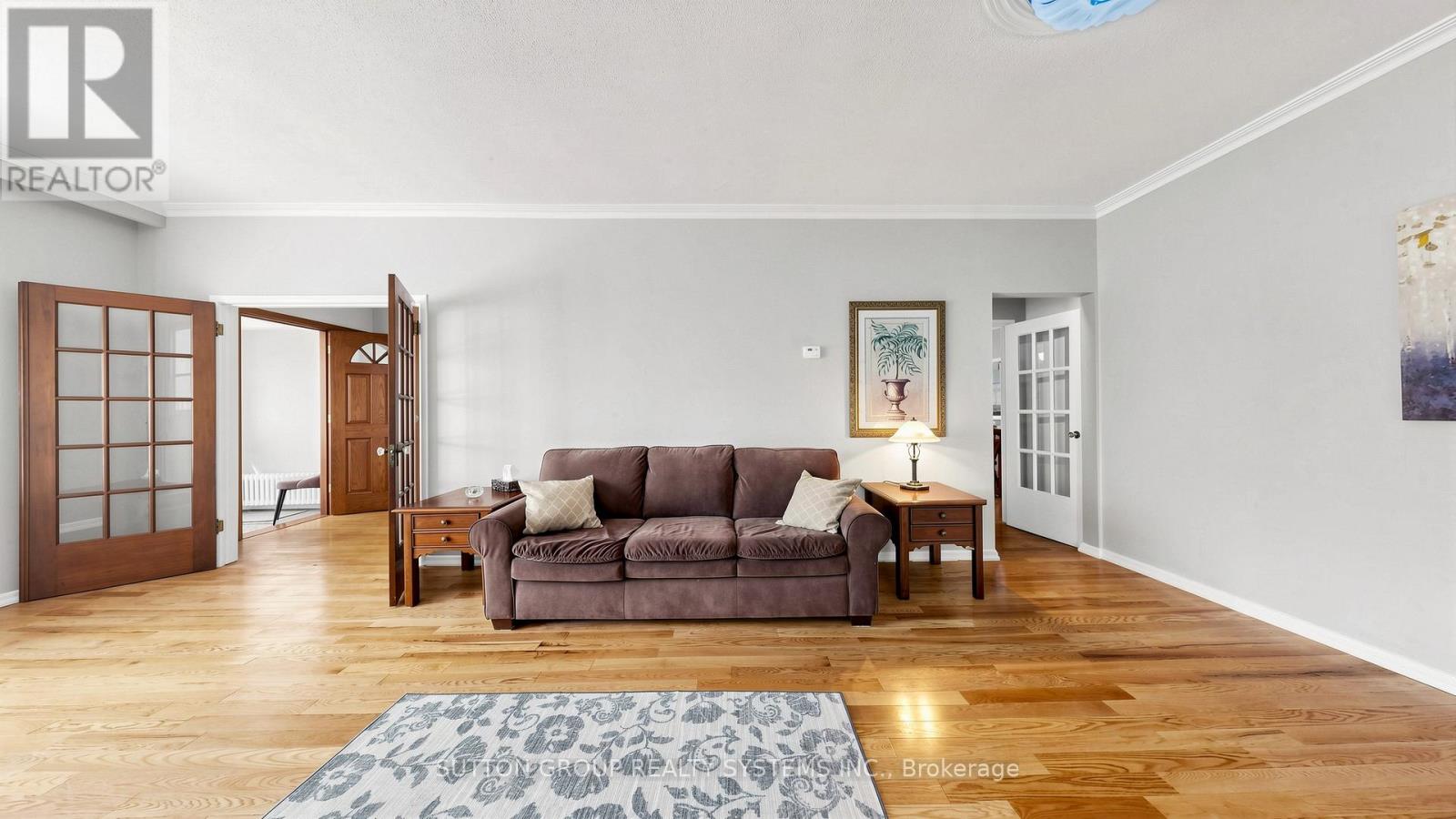 114 ROSEMOUNT AVENUE - 7