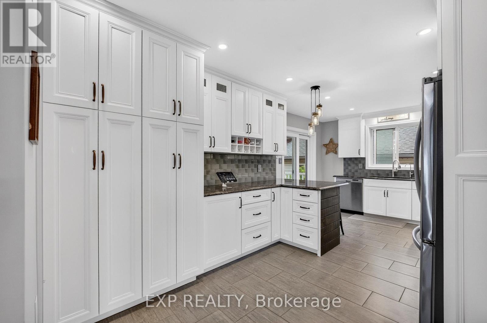 7789 ASCOT CIRCLE - 16