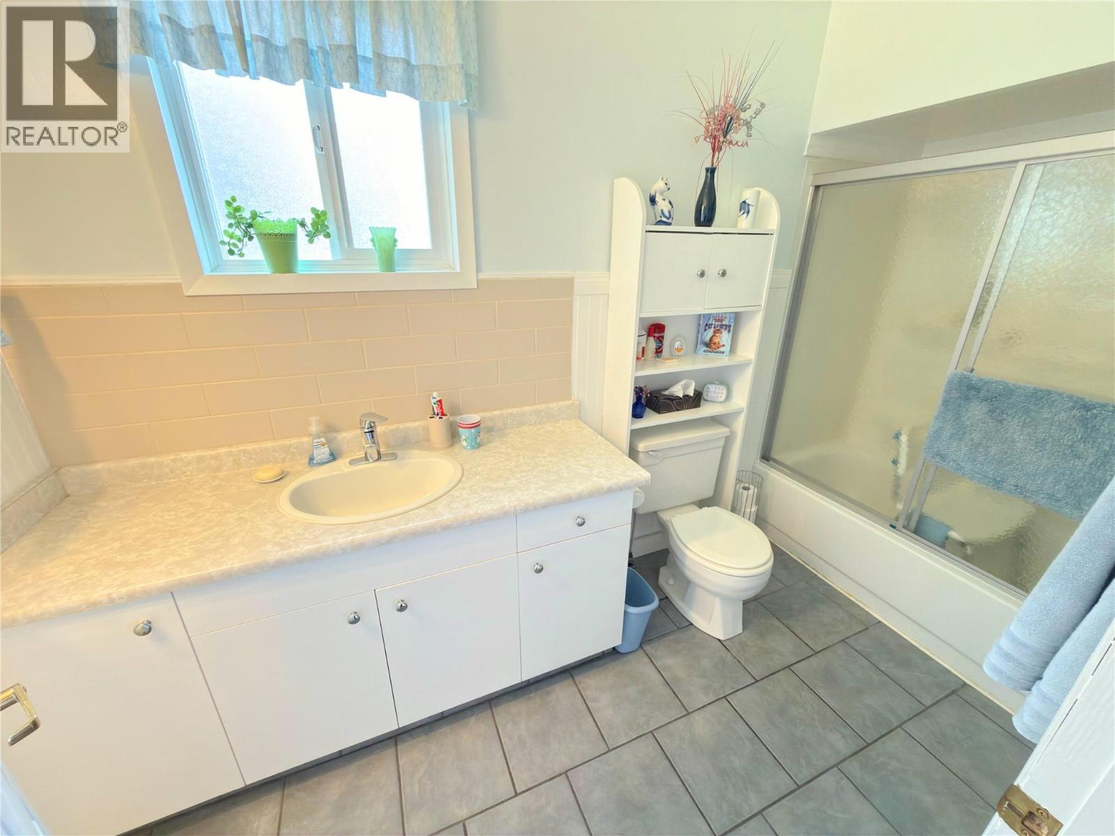 221 Moody Street - 25