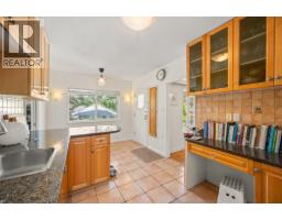 2323 W 23rd Avenue, Vancouver, BC V6L1N5 Photo 13