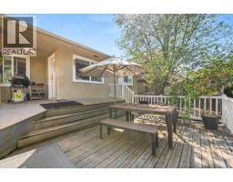 2323 W 23rd Avenue, Vancouver, BC V6L1N5 Photo 8