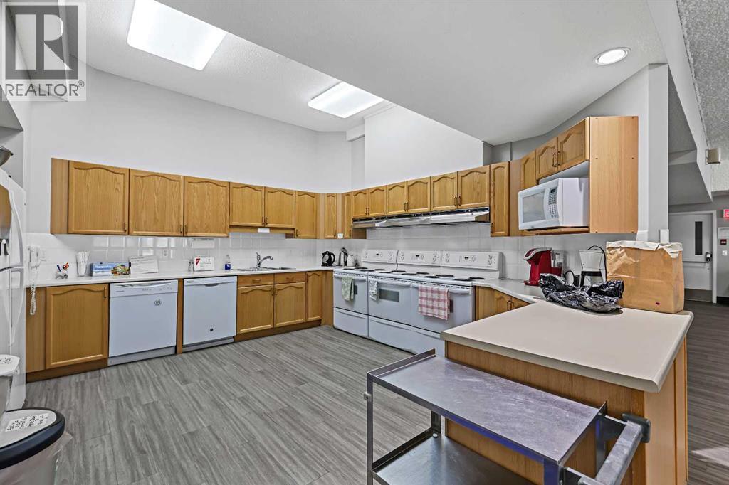 1206 Sienna Park Green SW - 29