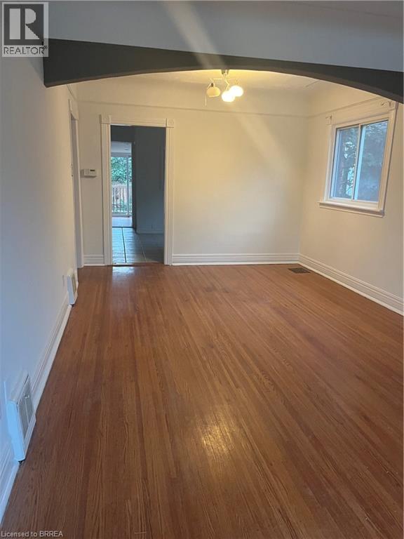 5 CAMERON Avenue S Unit# UPPER, Hamilton, Ontario, L8K2W7 — Photo 9