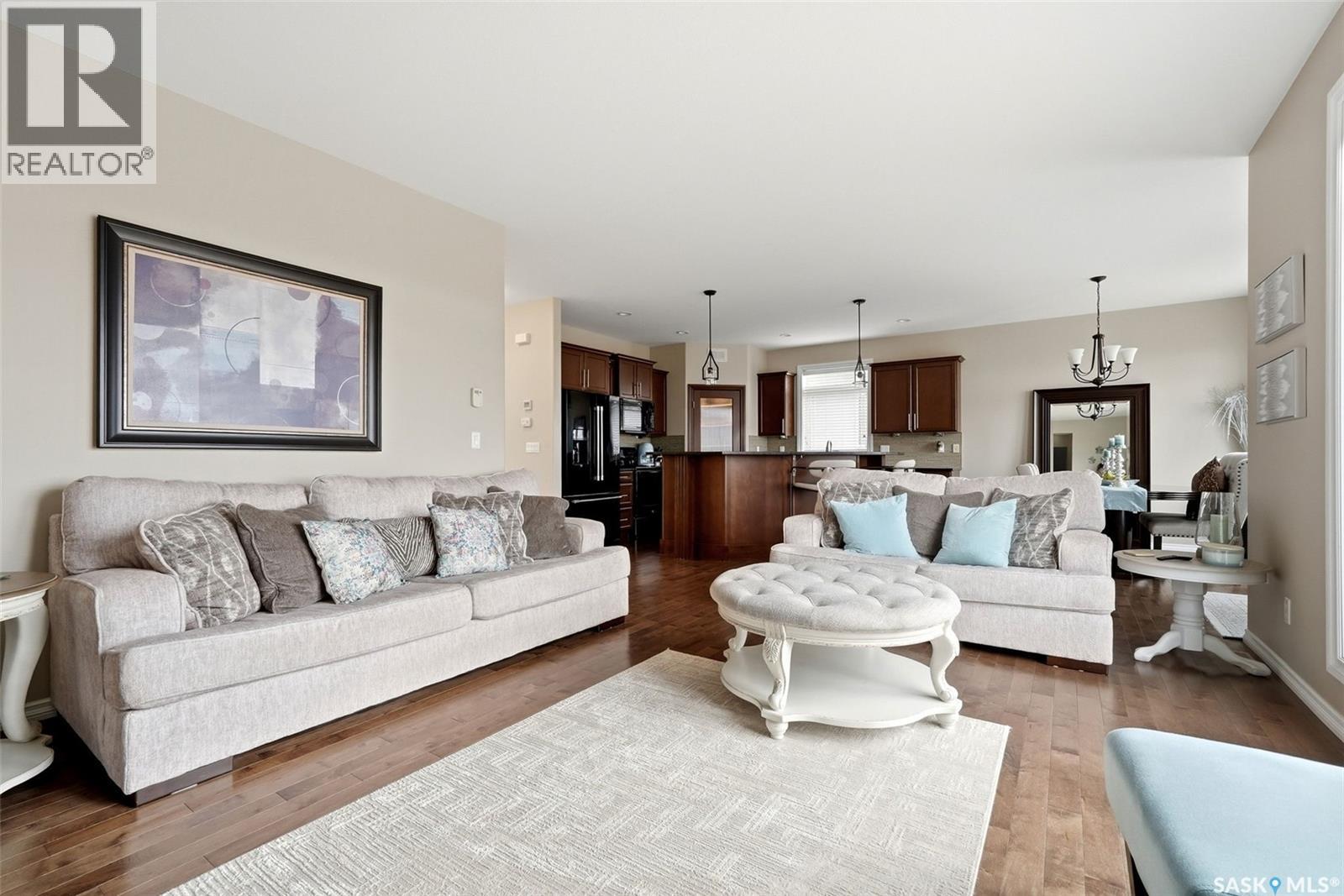 6902 Maple Vista DRIVE - 7