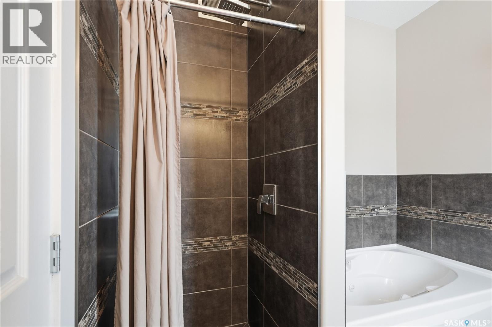335 McCallum LANE - 21