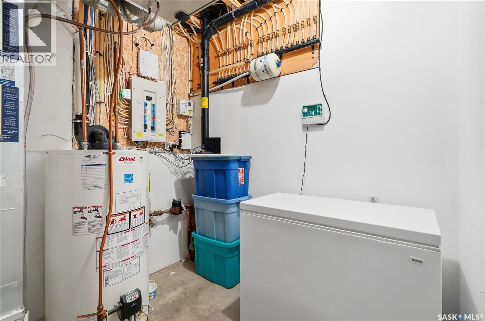 335 McCallum LANE - 44