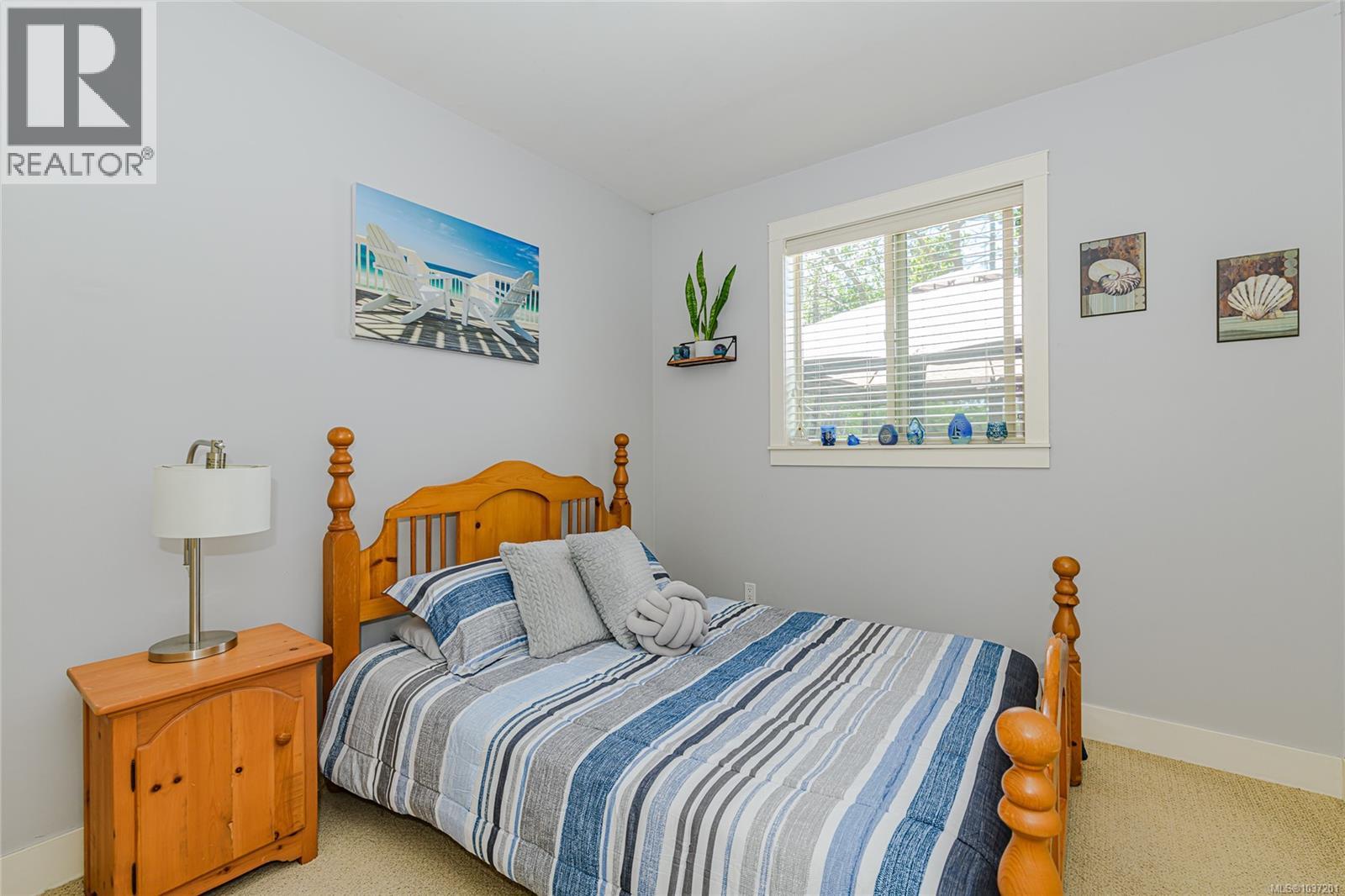 983 Arngask Ave, Langford
