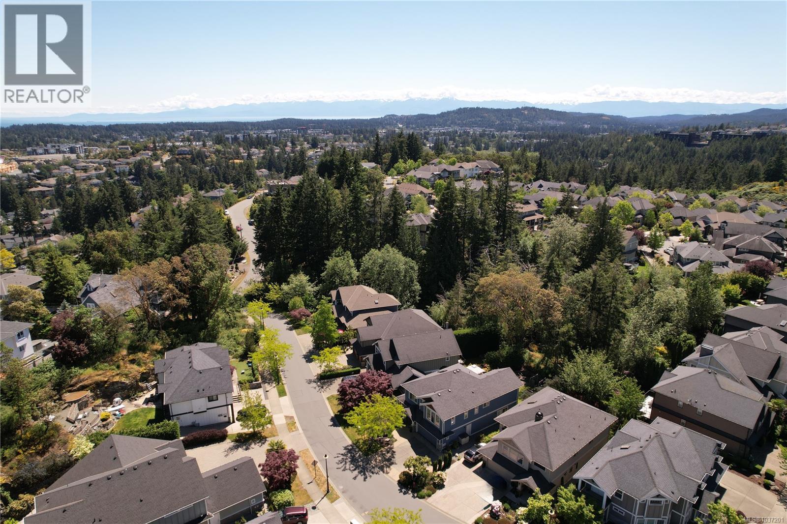 983 Arngask Ave, Langford
