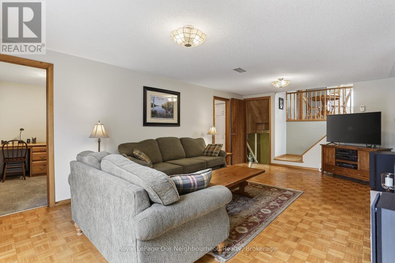 34 BRANT COURT - 34
