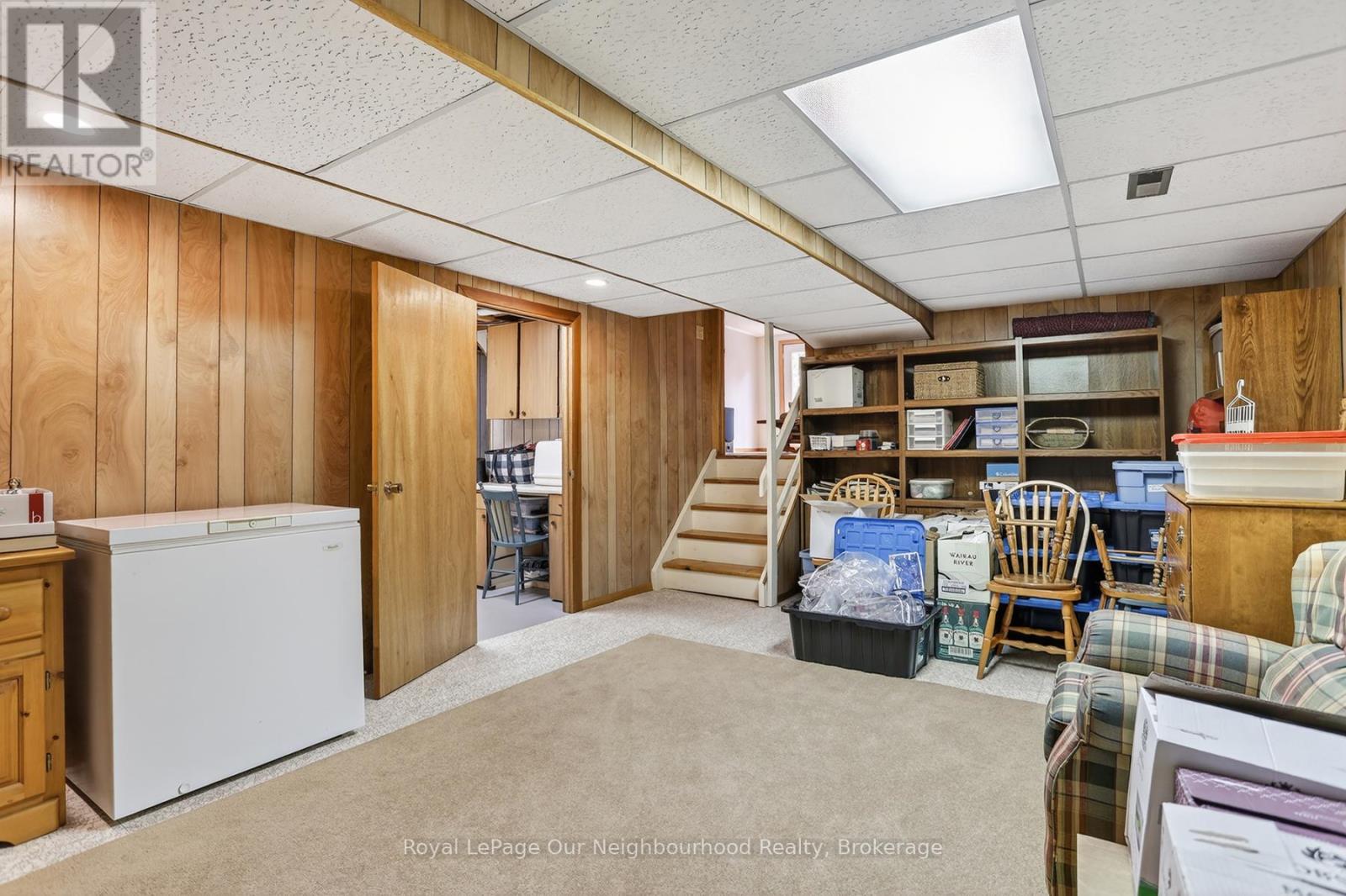 34 BRANT COURT - 44