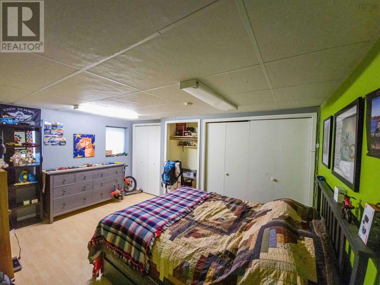 24 SANDY RANALDS LANE - 26
