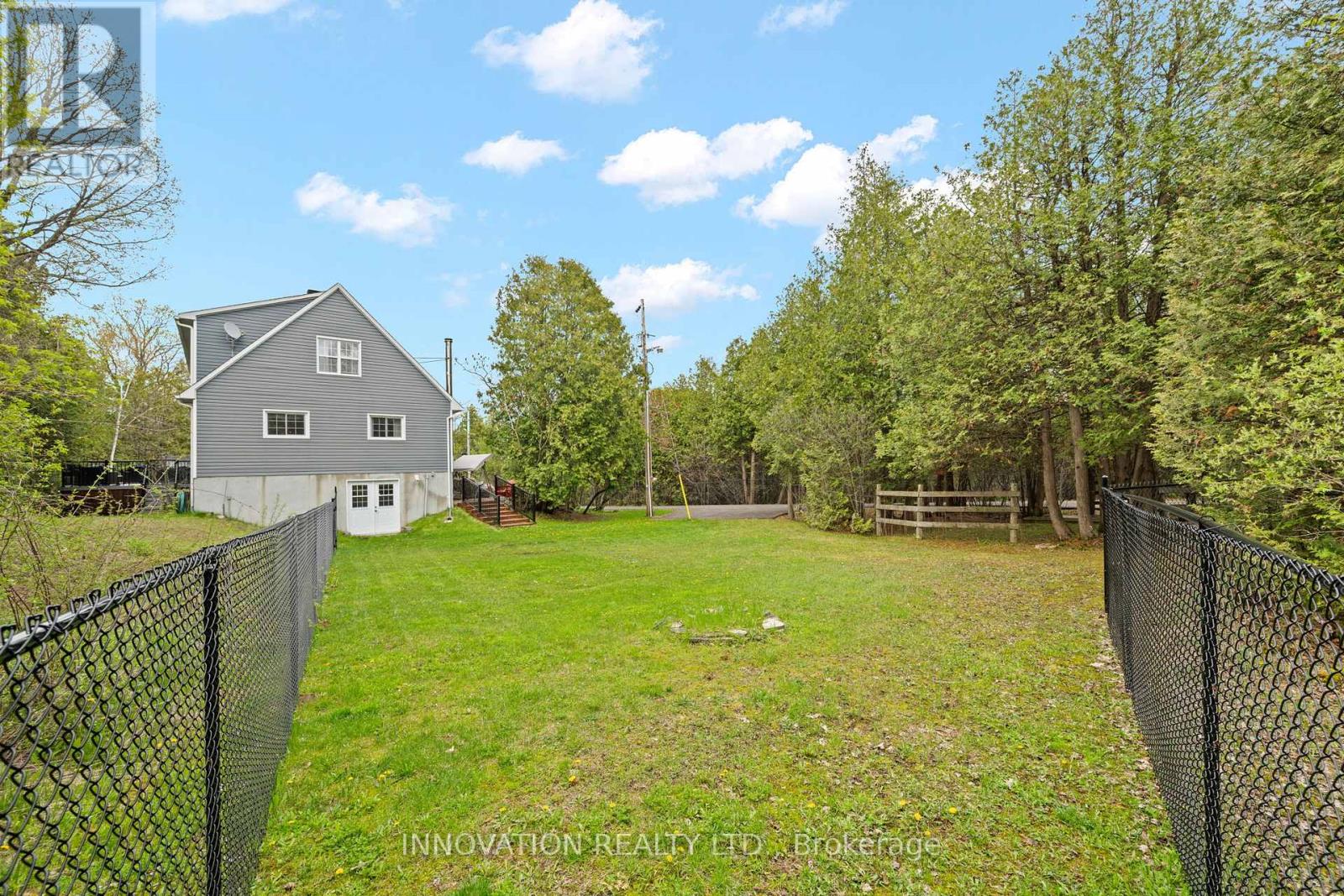 208 DAVIS ROAD - 34