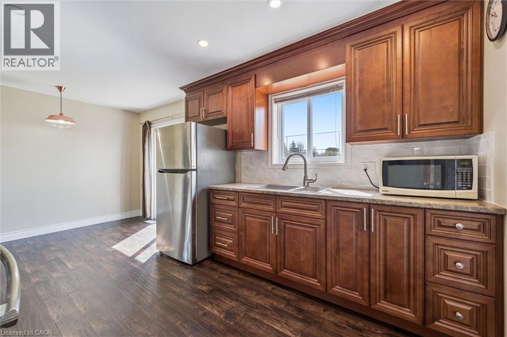 49 OVERLEA Drive, Kitchener, Ontario, N2M1S9 — Photo 37