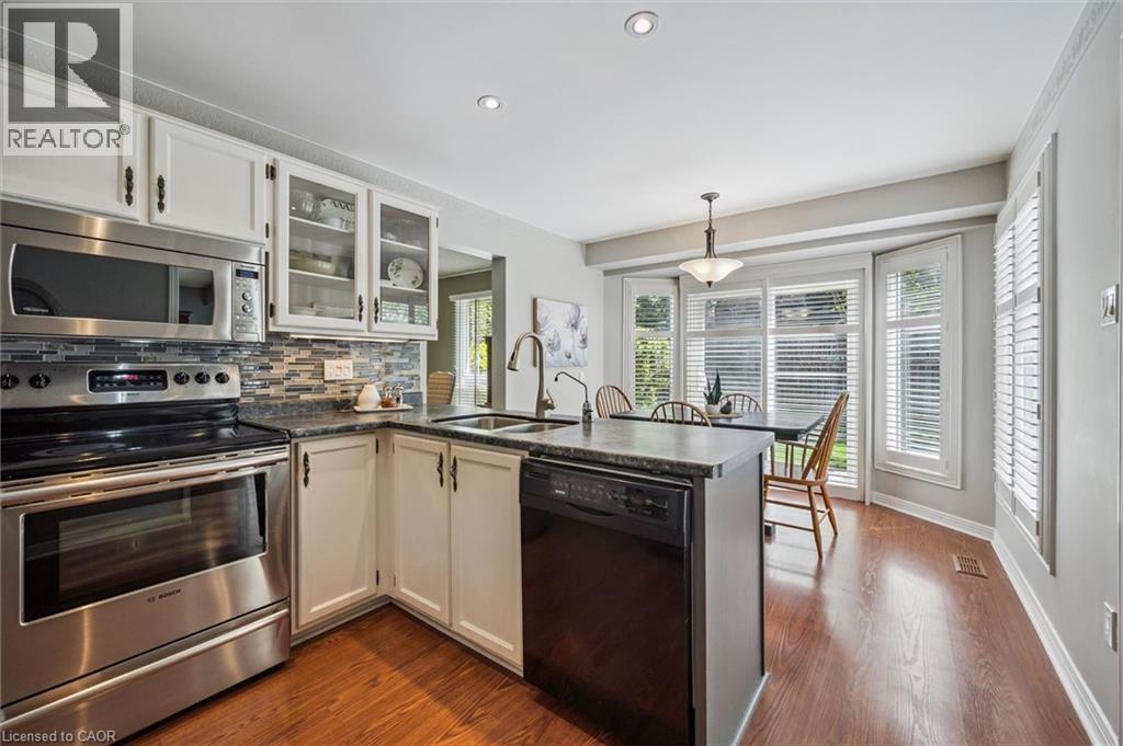 176 WESTVALE Drive, Waterloo, Ontario, N2T1C2 — Photo 14