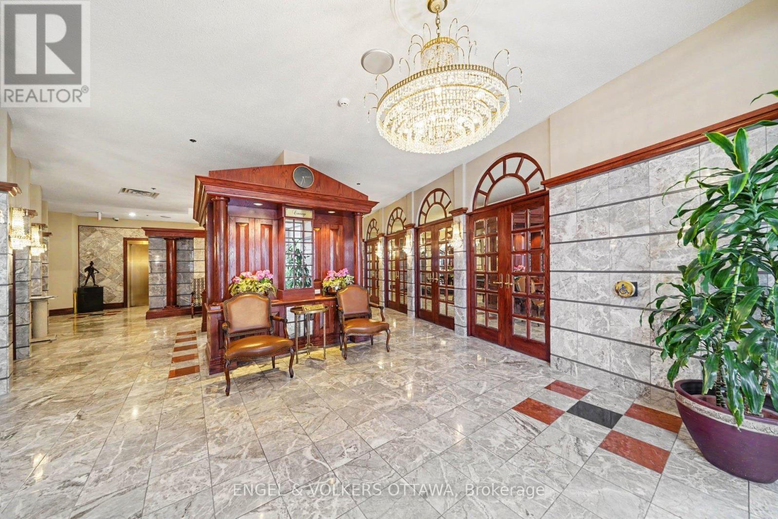 Elegant staffed foyer