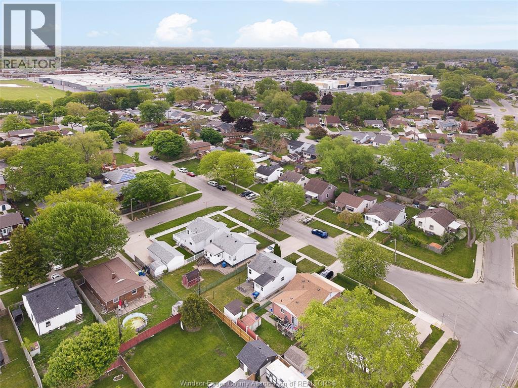 3174 Manchester ROAD, Windsor, Ontario, N9C1X8 — Photo 4