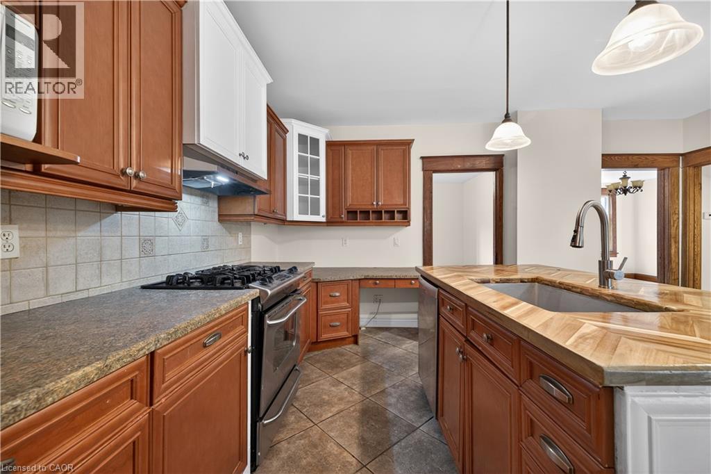 48 STIRLING Avenue N, Kitchener, Ontario, N2H3G5 — Photo 18