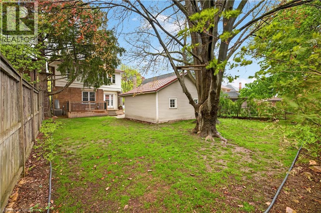 48 STIRLING Avenue N, Kitchener, Ontario, N2H3G5 — Photo 7