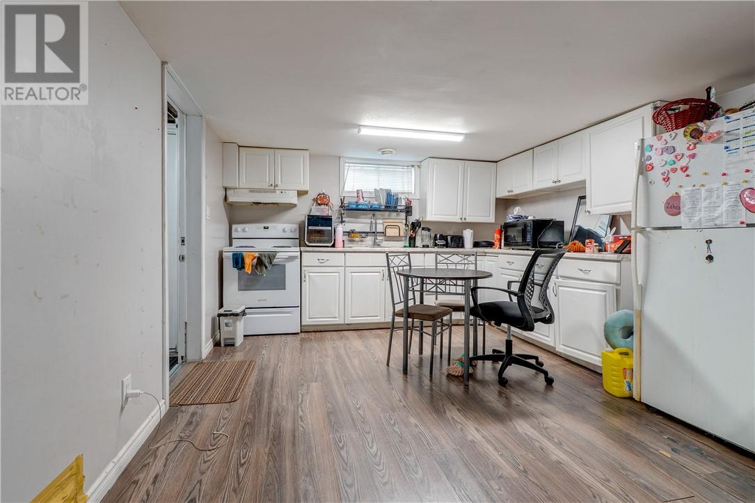 38 Morrison Avenue - 40