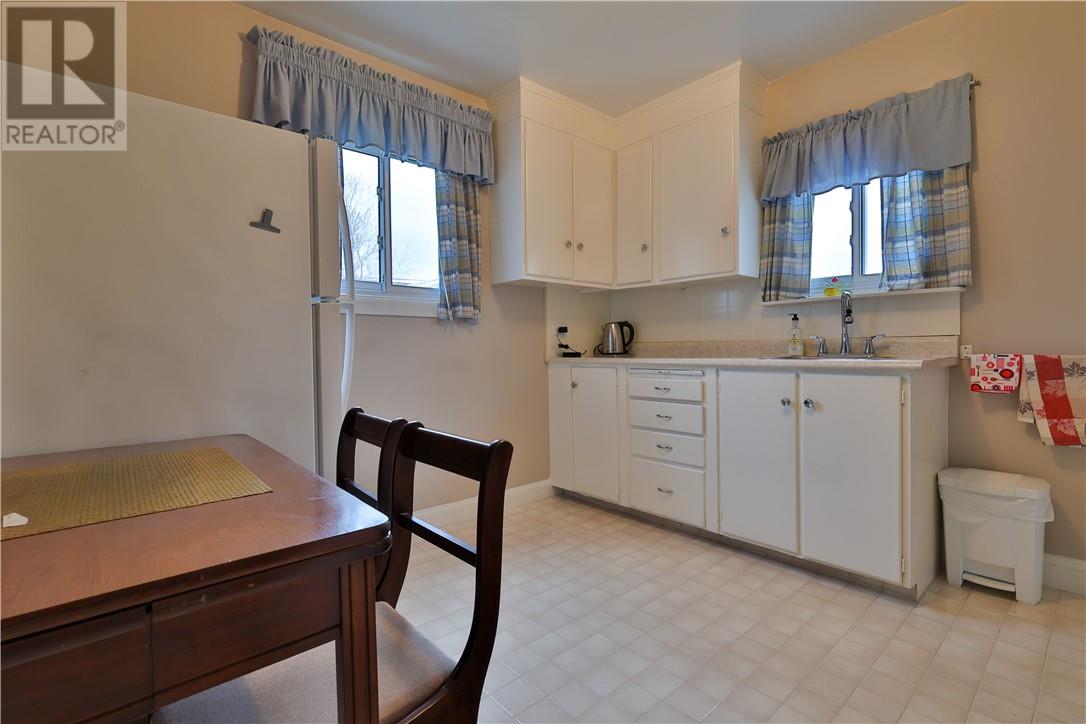 228 Fourth Avenue, Lively, Ontario, P3Y1M4 — Photo 5